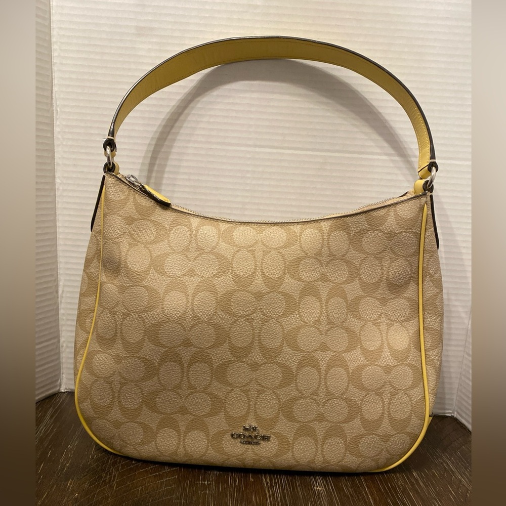 COACH Zip Shoulder Bag F29209 Signature Coated Canvas Beige And Light Yellow EUC